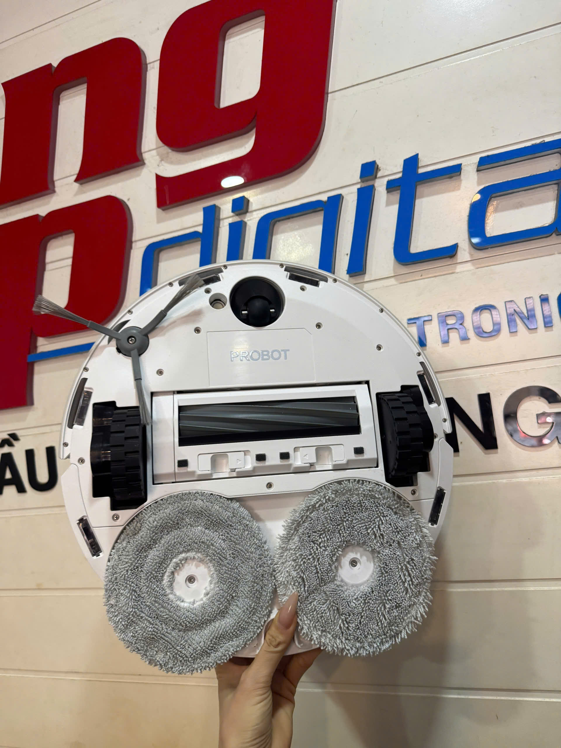 Probot Robot hút bụi lau nhà tự đổ rác, giặt sấy khăn 2025