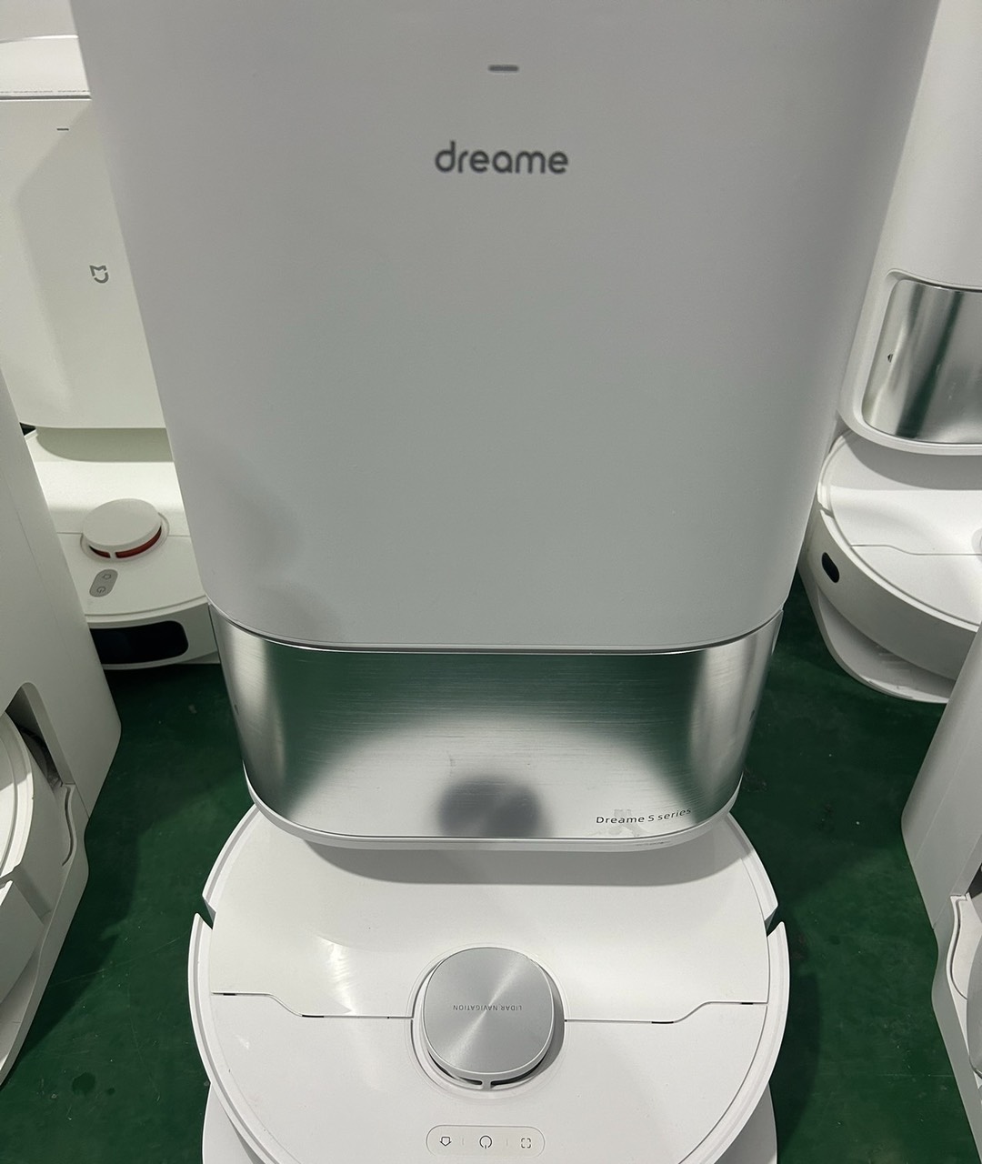 Robot hút bụi lau nhà tự động đổ rác, giặt sấy khăn Dreame S10- Hàng trưng bày