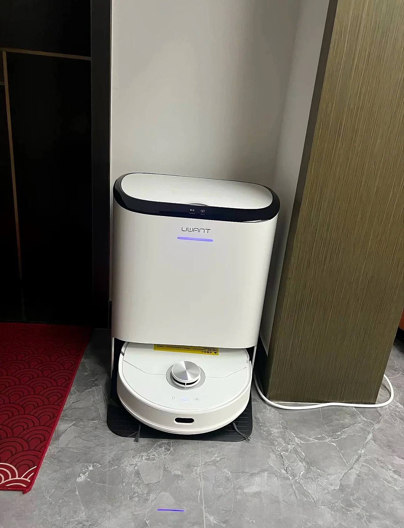 Uwant U200 Lite, Robot hút bụi lau nhà tự giặt sấy khăn 2024